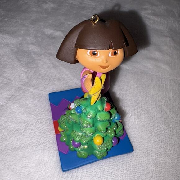 Dora The Explorer 2004 Carlton Cards Ornament 127 Decorate With Dora Christmas - Picture 5 of 8